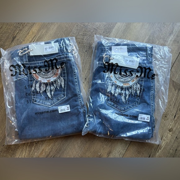 Nwt Miss me Cow Print Dreamcatcher Chloe boot jeans Sz 31 & 32 - Picture 1 of 5